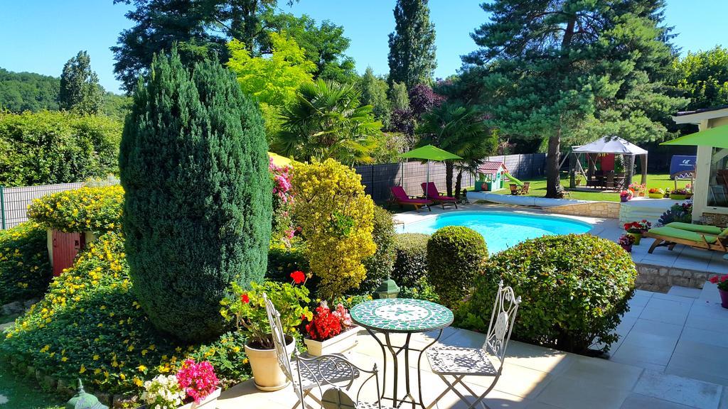 Domaine De La Dame Blanche Hotell Siorac-en-Périgord Exteriör bild